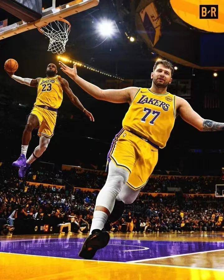 九游电竞APP包含东契奇连续十场比赛得分超过出色发挥，湖人不断突破！的词条