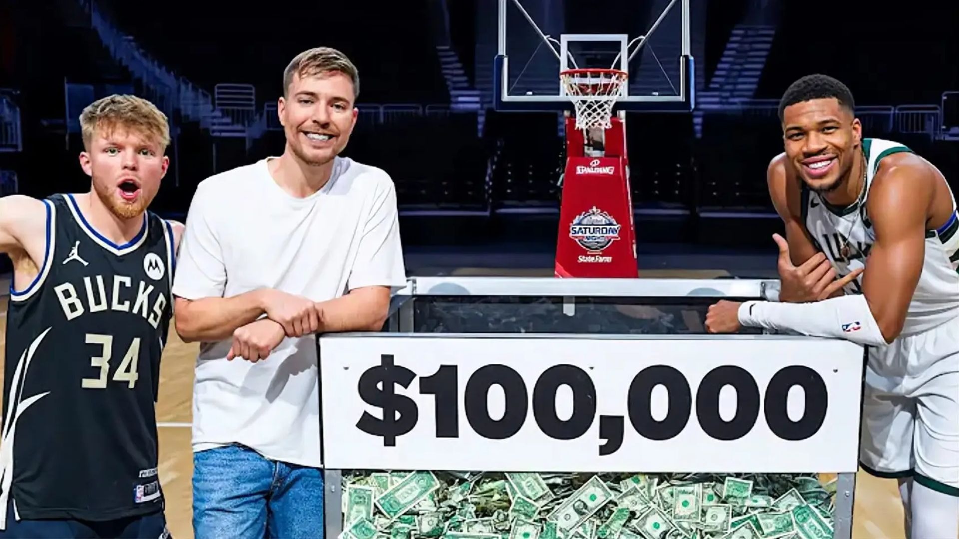 九游体育APP出色发挥引发热议！，字母哥在巴塞罗那比赛中险胜观众掌声雷动的简单介绍