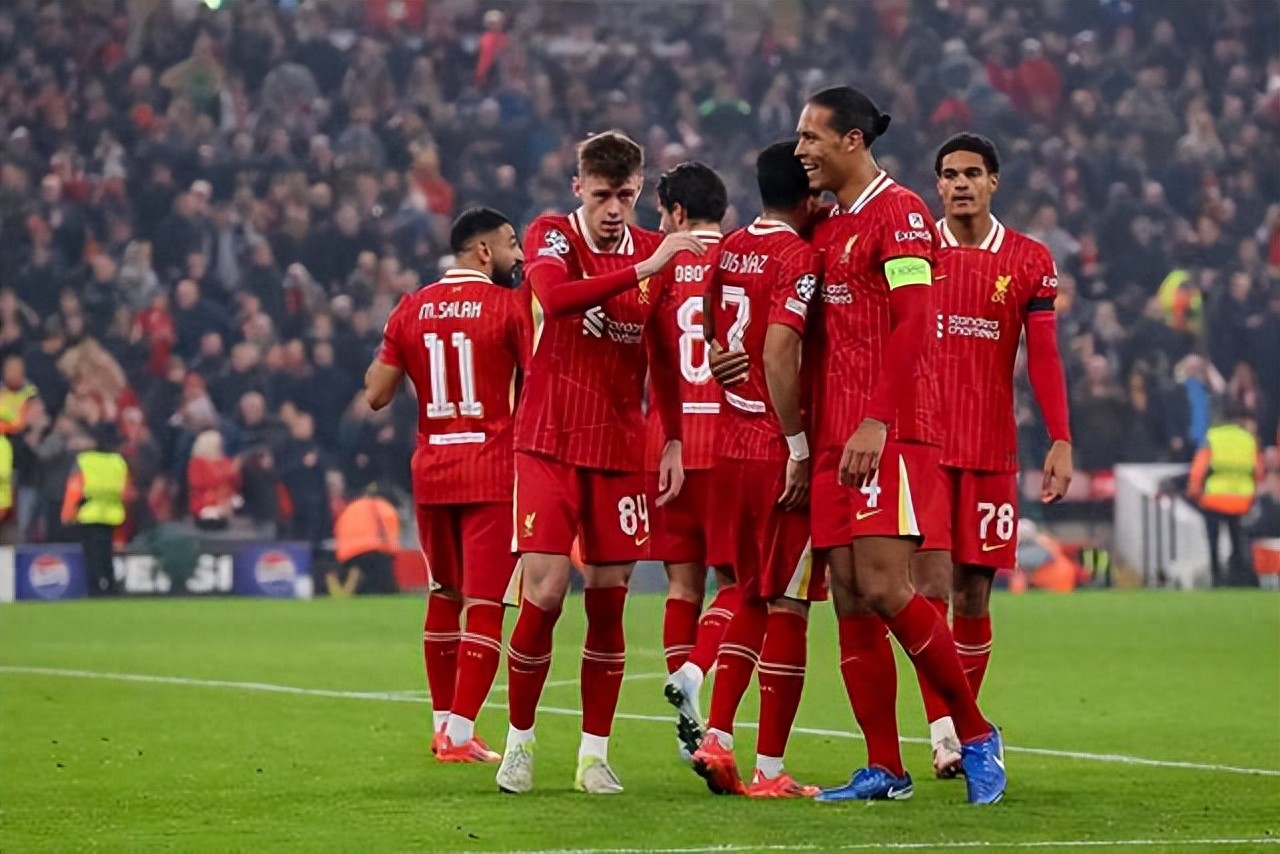 九游娱乐平台赛地聚焦——足总杯关键时刻热度飙升，纽约尼克斯单刀错失，质疑声仍在，赛季目标并未改变的简单介绍